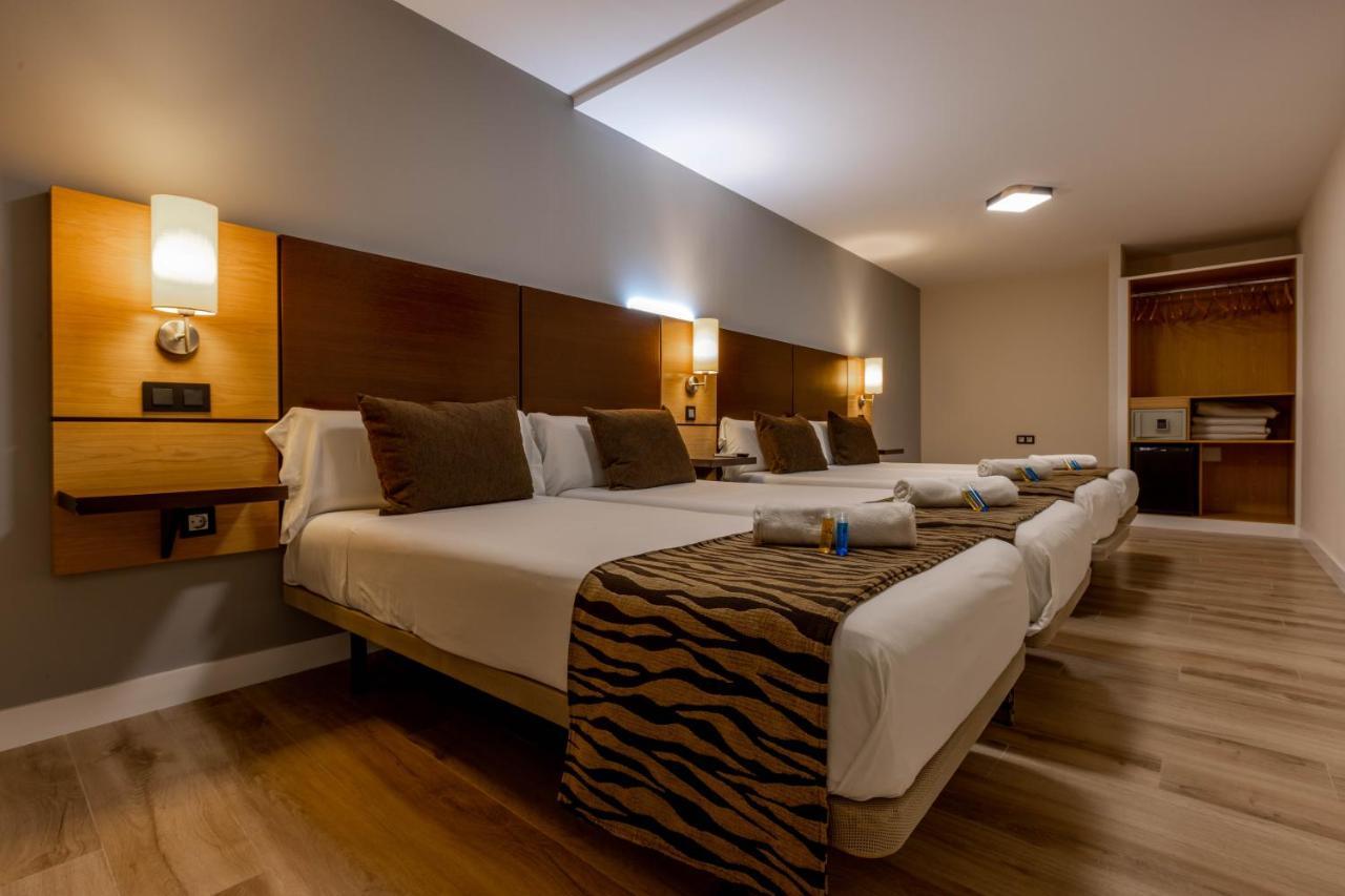 Copacabana Hotel *