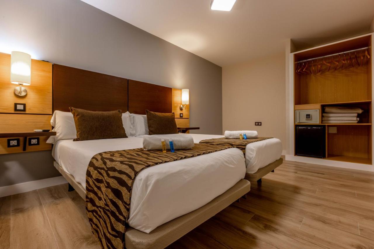 Copacabana Hotel