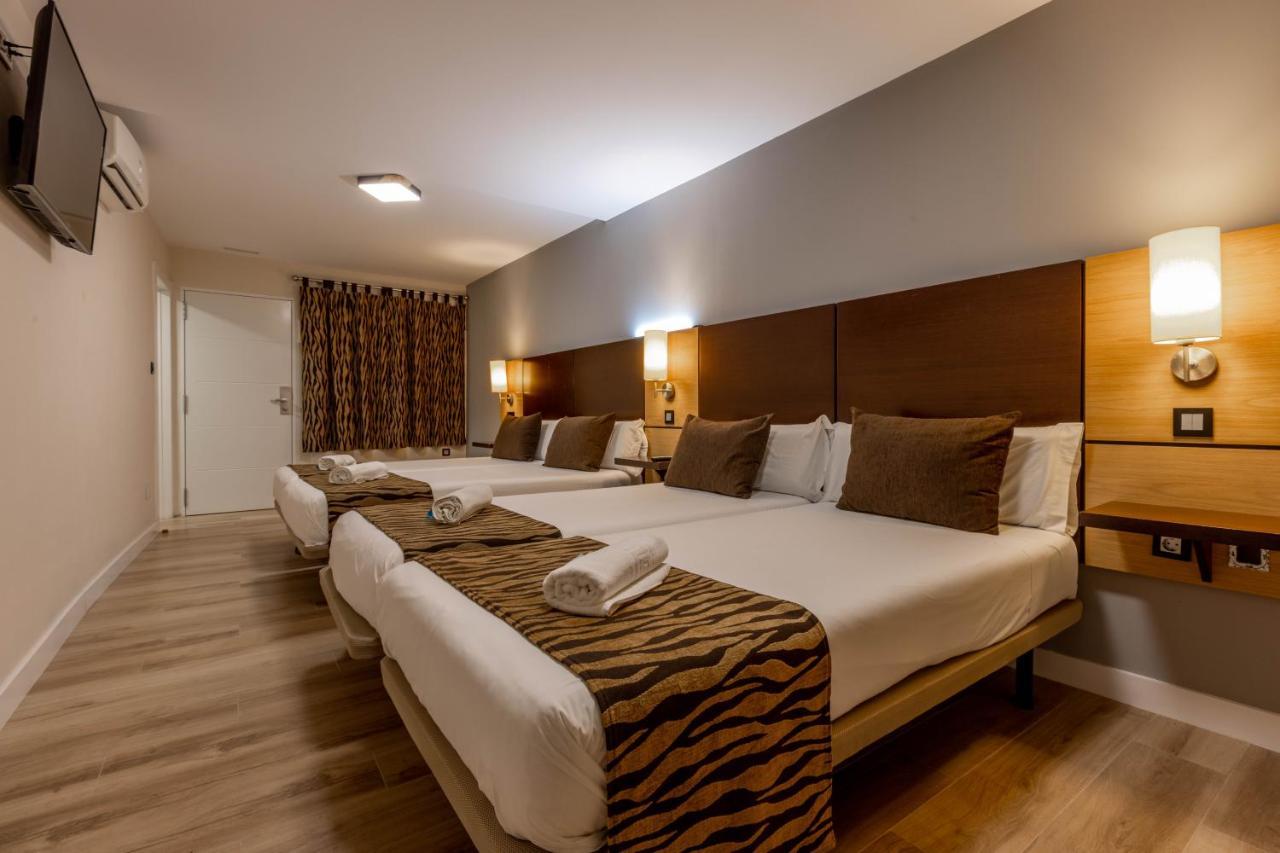 Copacabana Hotel *